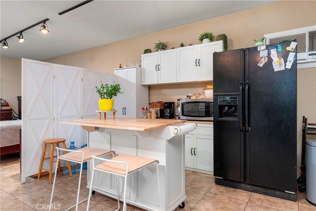 2257 West Avenue N8, Palmdale, CA 93551