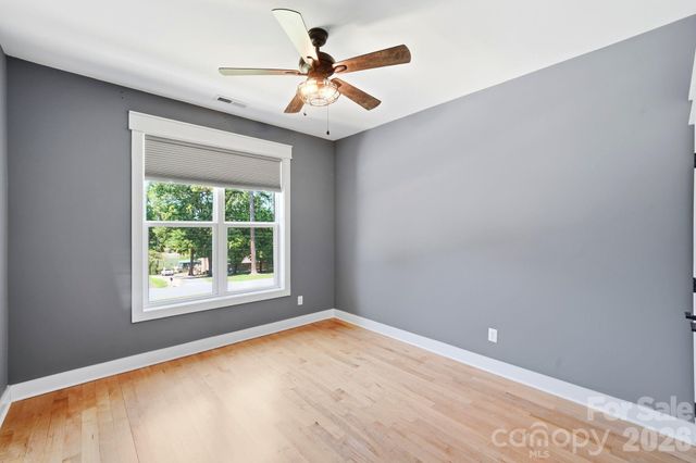 4072 Barbrick Street, Sherrills Ford, NC 28673