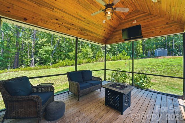 4072 Barbrick Street, Sherrills Ford, NC 28673