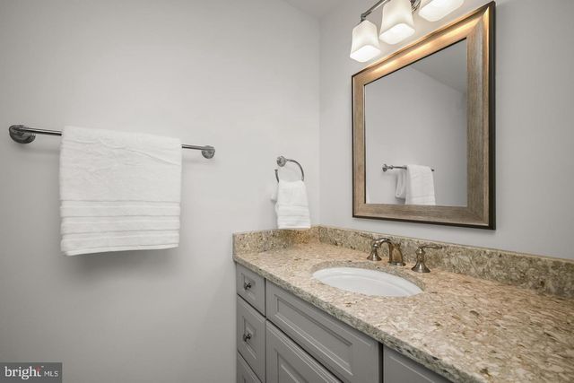 21901 NEW HAMPSHIRE AVE, Brookeville, MD 20833