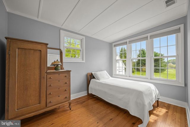 21901 NEW HAMPSHIRE AVE, Brookeville, MD 20833