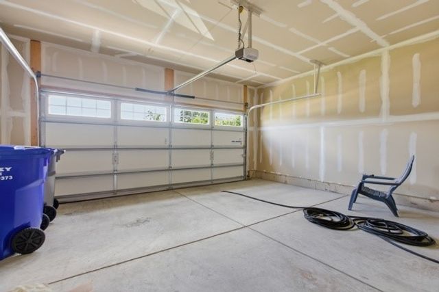 106 Jessica Ct, Chippewa Twp, PA 15010
