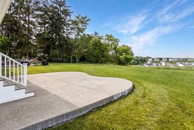 106 Jessica Ct, Chippewa Twp, PA 15010