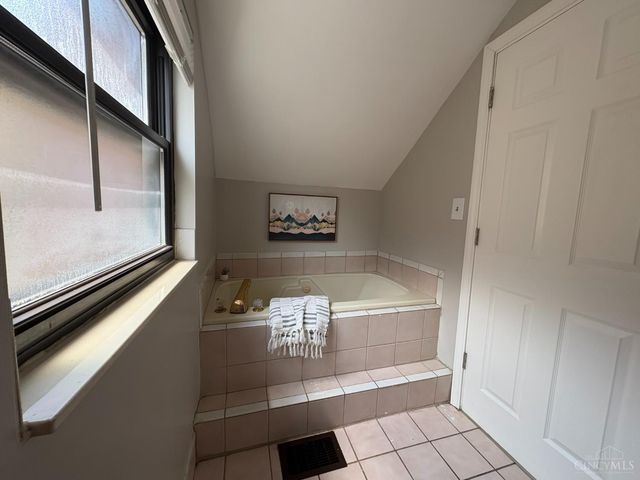 2925 Boudinot Avenue, Cincinnati, OH 45238