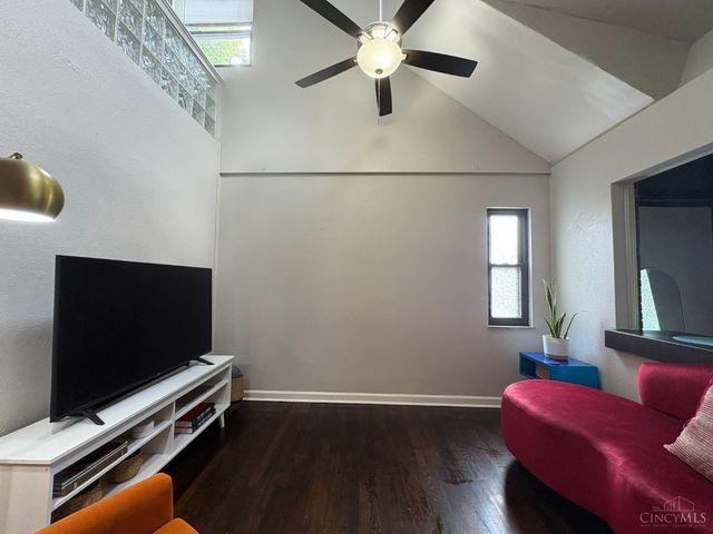 2925 Boudinot Avenue, Cincinnati, OH 45238