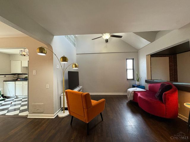 2925 Boudinot Avenue, Cincinnati, OH 45238