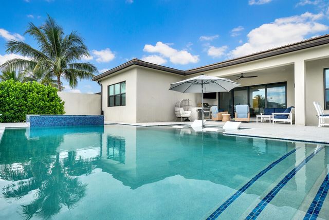 8816 Skyward Street, Boca Raton, FL 33496