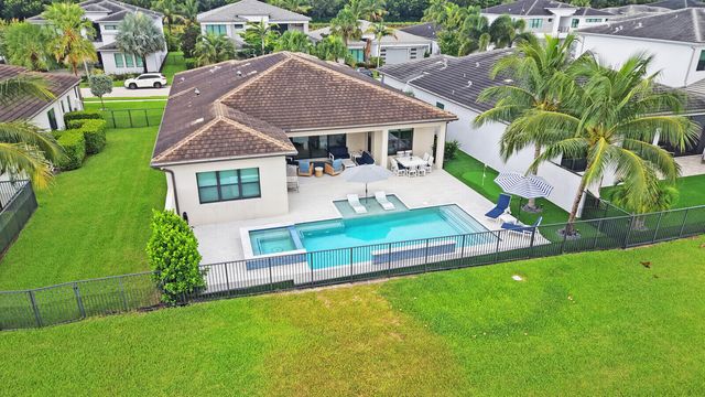 8816 Skyward Street, Boca Raton, FL 33496