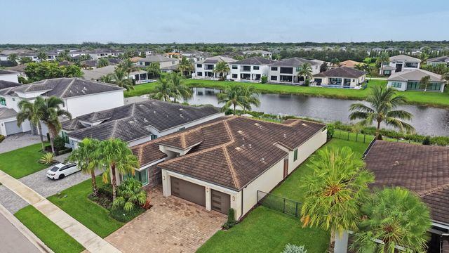 8816 Skyward Street, Boca Raton, FL 33496