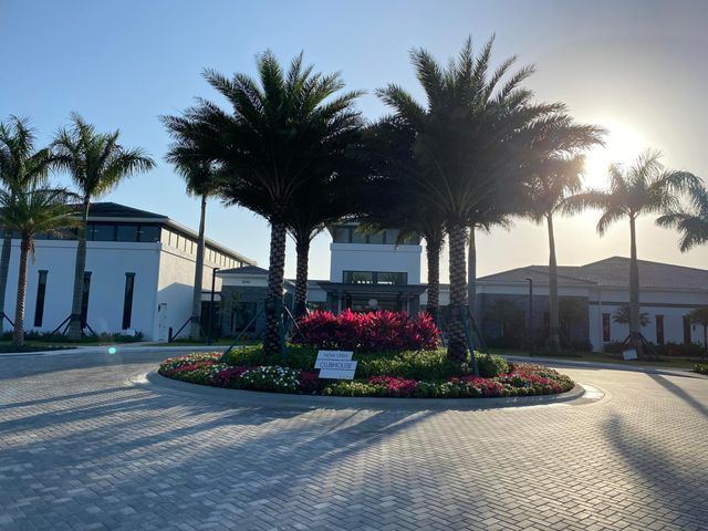 8816 Skyward Street, Boca Raton, FL 33496