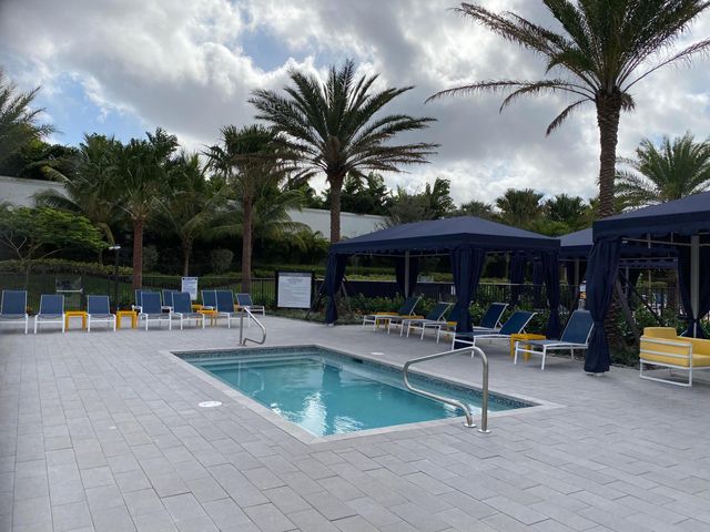 8816 Skyward Street, Boca Raton, FL 33496