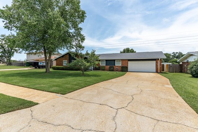 310 NW Jonquil Avenue, Fort Walton Beach, FL 32548