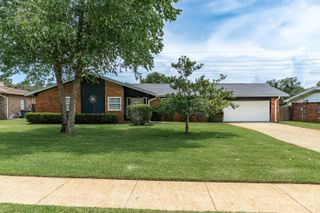 310 NW Jonquil Avenue, Fort Walton Beach, FL 32548