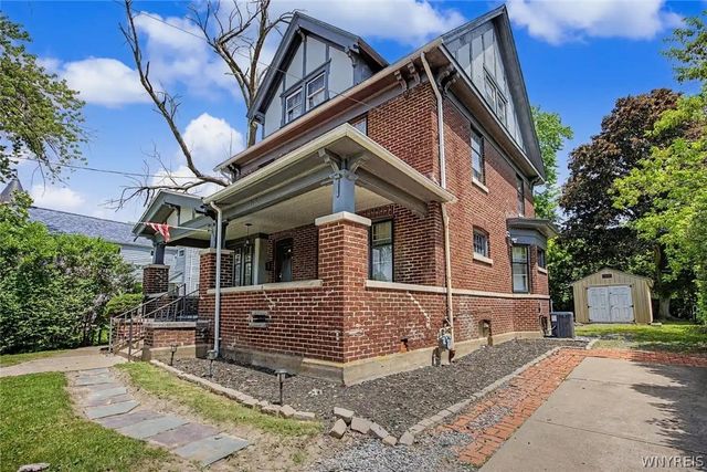 1623 10th Street, Niagara Falls, NY 14305