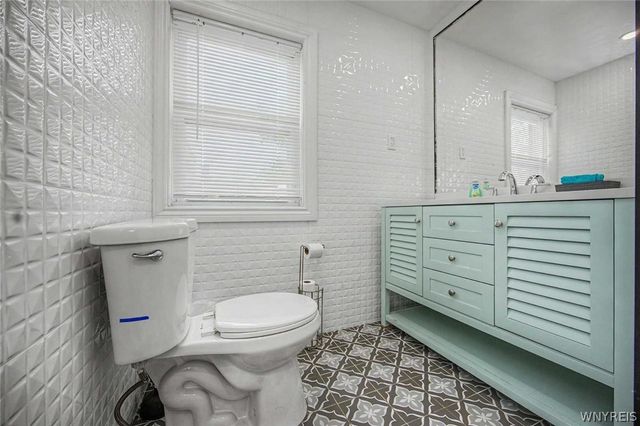 1623 10th Street, Niagara Falls, NY 14305