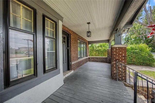 1623 10th Street, Niagara Falls, NY 14305