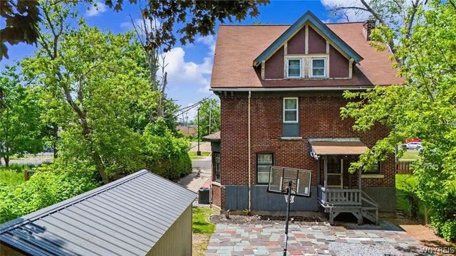 1623 10th Street, Niagara Falls, NY 14305
