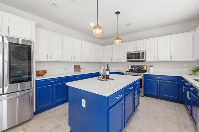 270 Belfont Cir, Sacramento, CA 95835