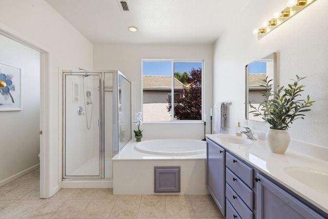 270 Belfont Cir, Sacramento, CA 95835