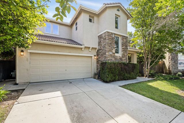 270 Belfont Cir, Sacramento, CA 95835