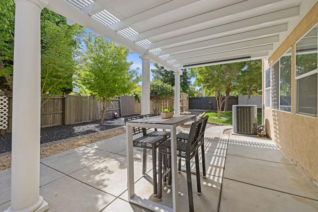 270 Belfont Cir, Sacramento, CA 95835