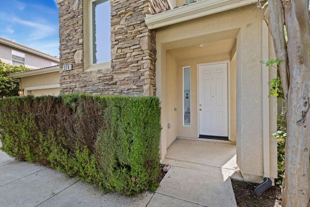 270 Belfont Cir, Sacramento, CA 95835