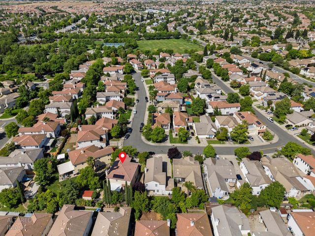 270 Belfont Cir, Sacramento, CA 95835