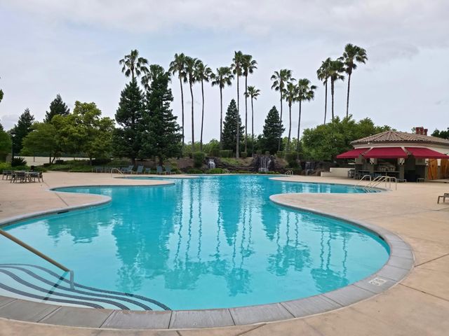 270 Belfont Cir, Sacramento, CA 95835