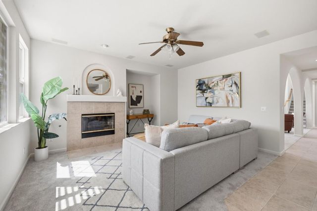 270 Belfont Cir, Sacramento, CA 95835