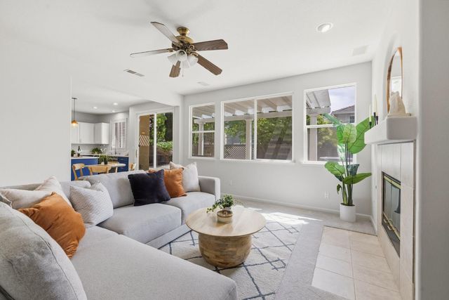 270 Belfont Cir, Sacramento, CA 95835