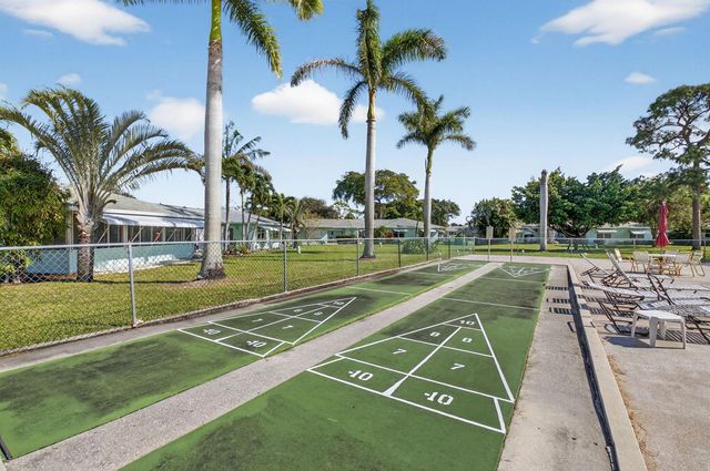 634 Hummingbird Lane, Delray Beach, FL 33445