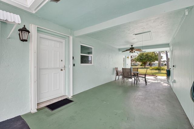 634 Hummingbird Lane, Delray Beach, FL 33445