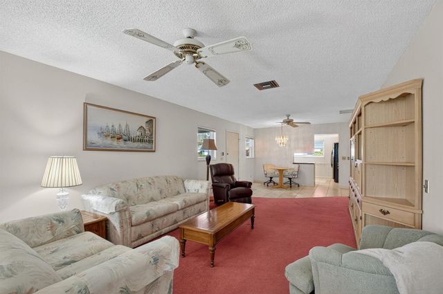 634 Hummingbird Lane, Delray Beach, FL 33445