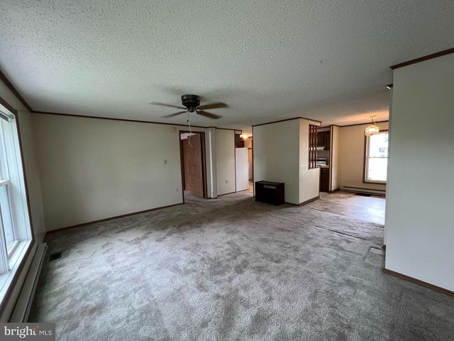 68 WESTVIEW TER, Womelsdorf, PA 19567