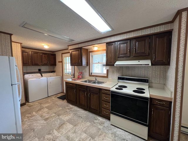 68 WESTVIEW TER, Womelsdorf, PA 19567