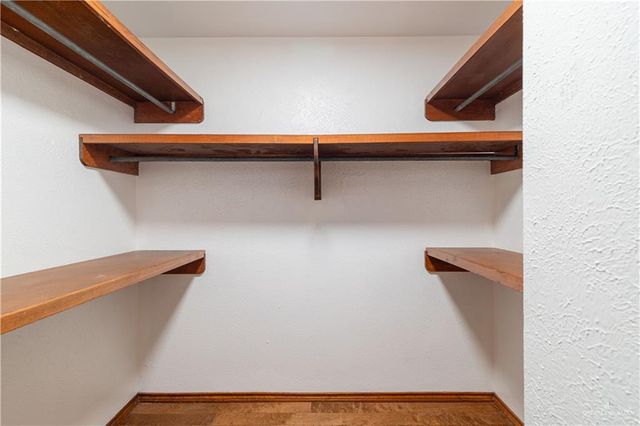 313 Xanthisma Avenue, Mcallen, TX 78504