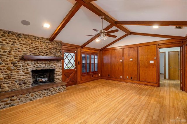 313 Xanthisma Avenue, Mcallen, TX 78504