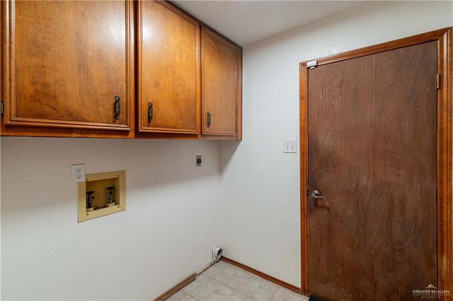 313 Xanthisma Avenue, Mcallen, TX 78504