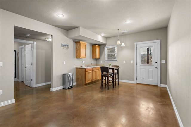 23860 W Highway 102, Gravette, AR 72736