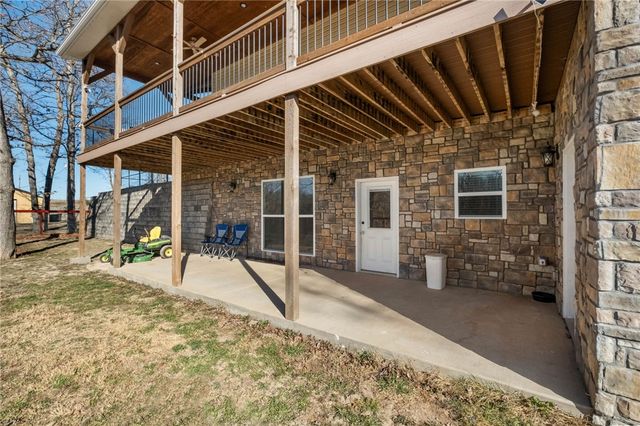 23860 W Highway 102, Gravette, AR 72736