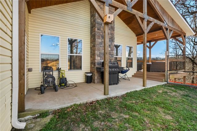 23860 W Highway 102, Gravette, AR 72736