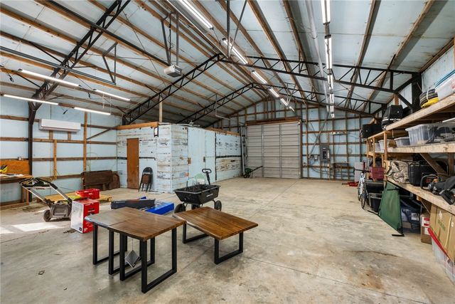 23860 W Highway 102, Gravette, AR 72736