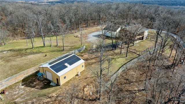 23860 W Highway 102, Gravette, AR 72736