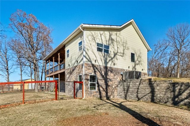 23860 W Highway 102, Gravette, AR 72736