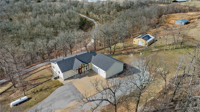 23860 W Highway 102, Gravette, AR 72736