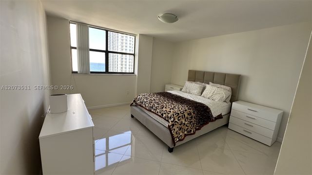 210 174th St 1119, Sunny Isles Beach, FL 33160