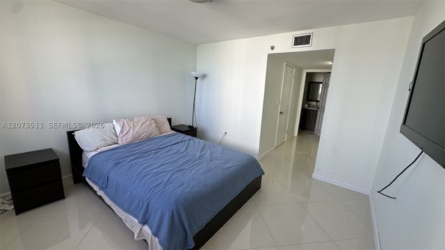 210 174th St 1119, Sunny Isles Beach, FL 33160