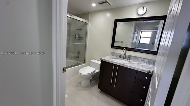 210 174th St 1119, Sunny Isles Beach, FL 33160