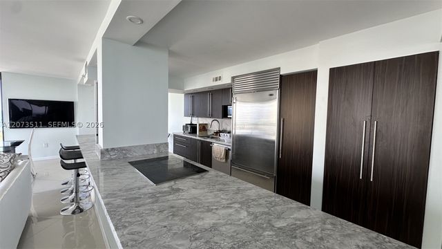 210 174th St 1119, Sunny Isles Beach, FL 33160