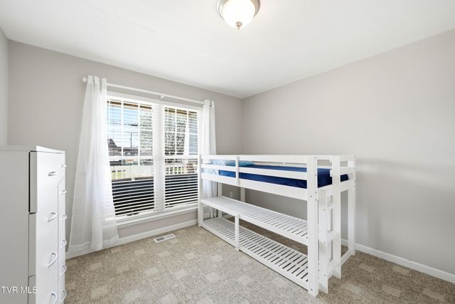 2208 Hiwassee Drive, Kingsport, TN 37664